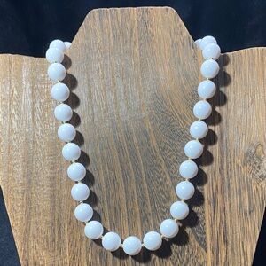 Elegant White and Gold Tone Beaded Necklace